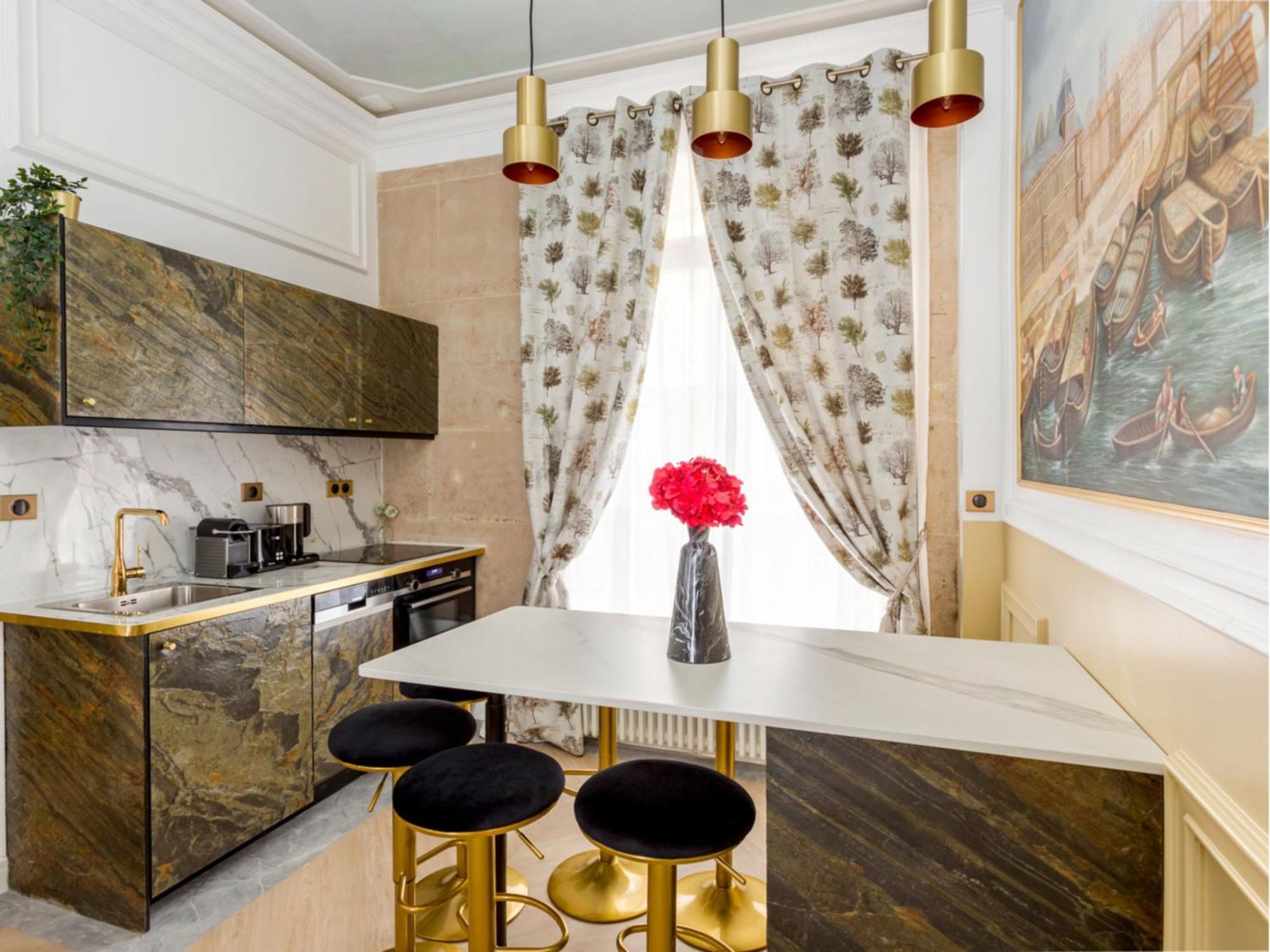 Merveil -luxury -champs Elysees-haussmann Ii Paris