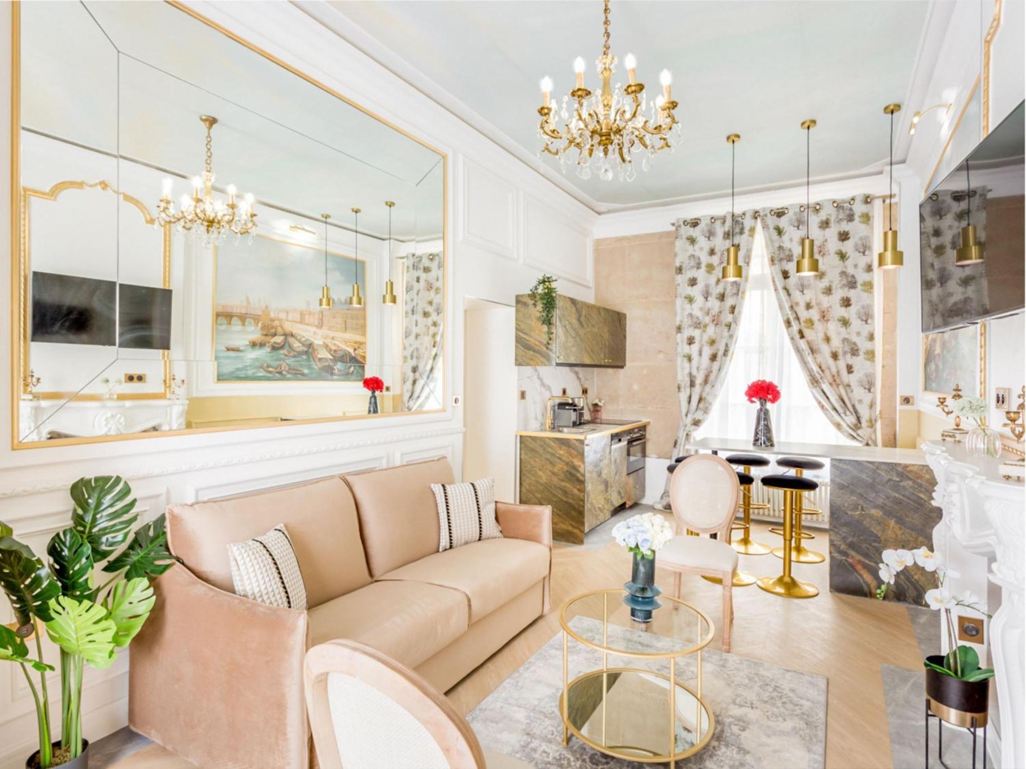 Appartement Merveil -luxury -champs Elysees-haussmann Ii