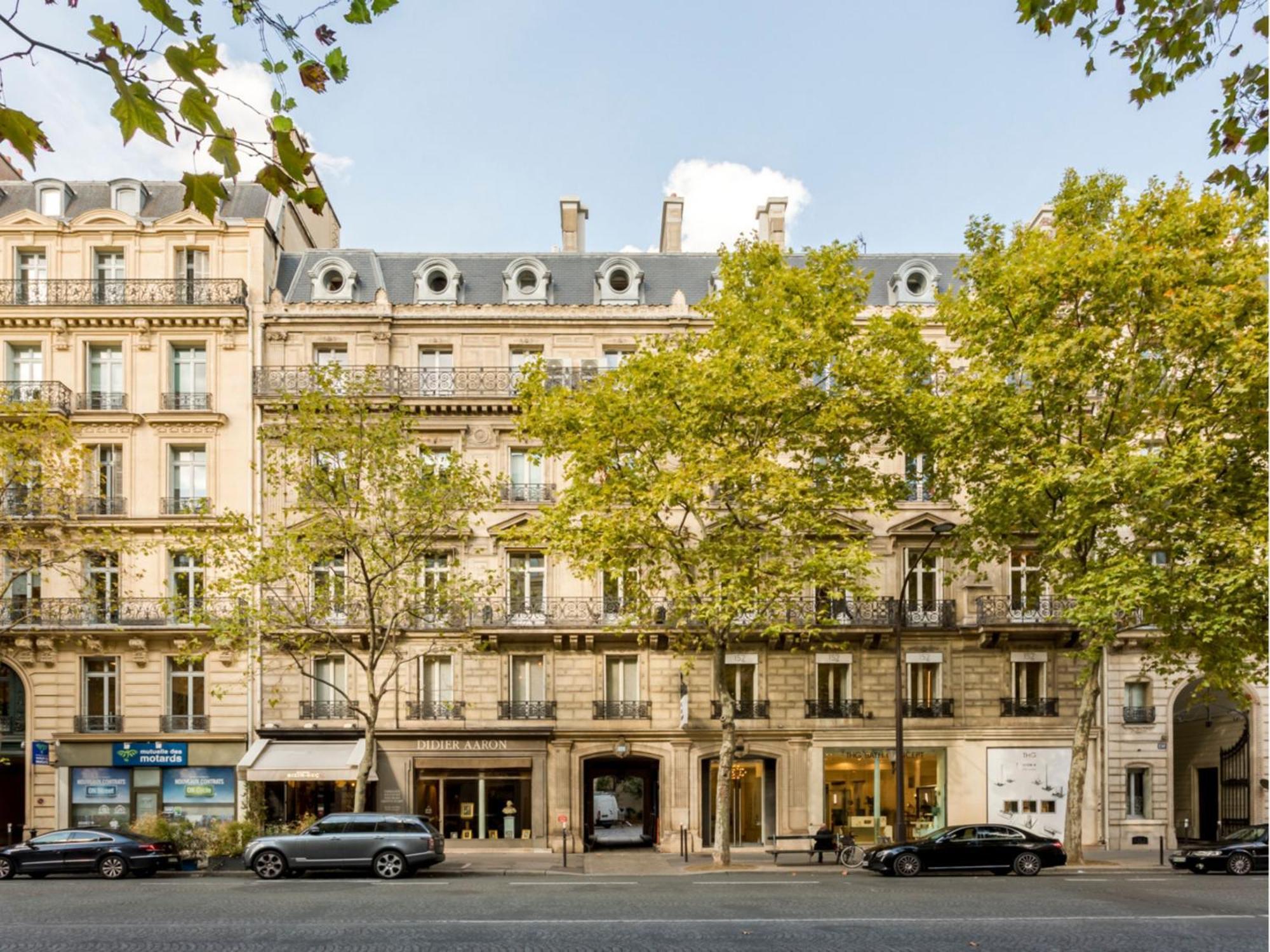 Merveil -luxury -champs Elysees-haussmann Ii Apartment